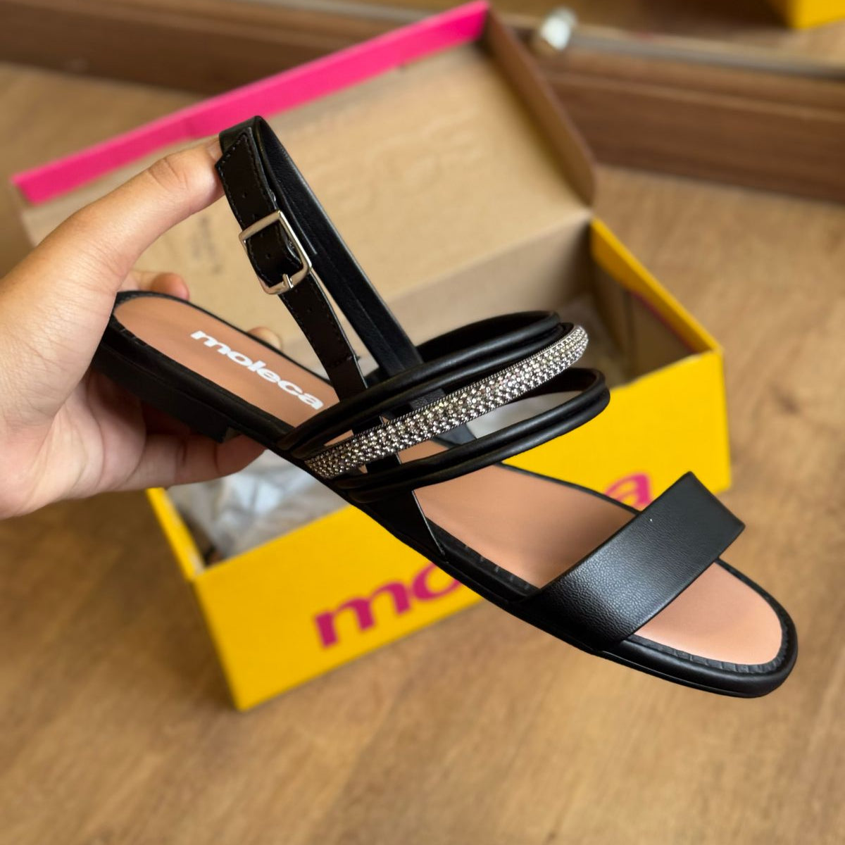 Sandalia Moleca Tira Brilhosa 5435.554